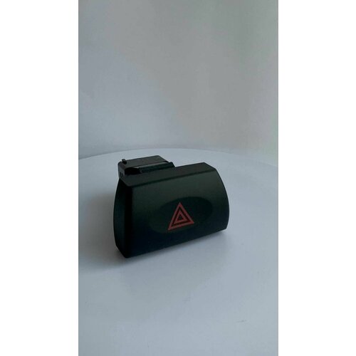 Кнопка включения аварийной сигнализации ВАЗ-1118 Калина 550₽