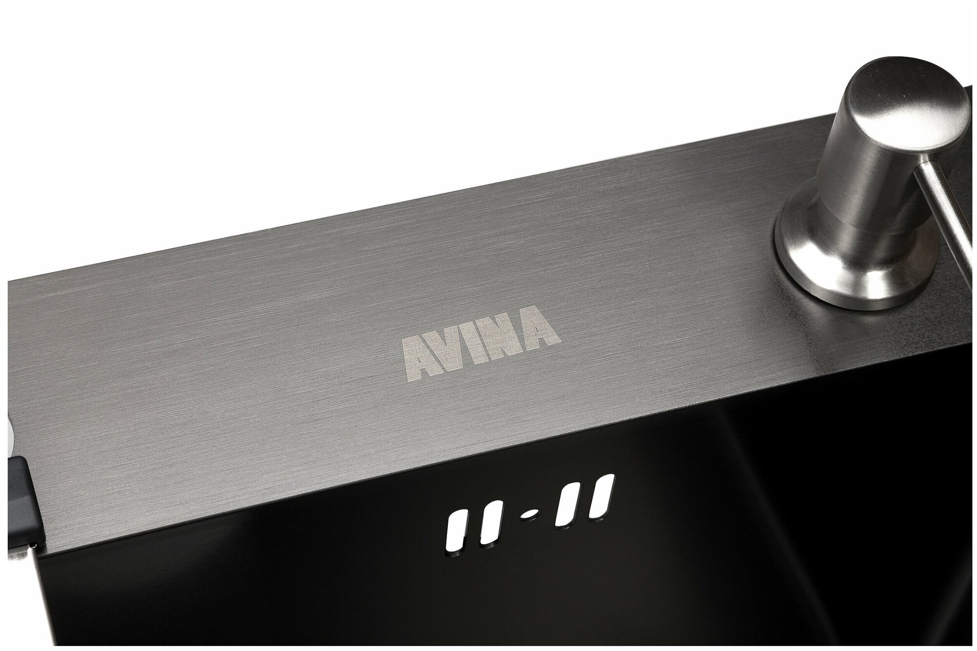 Кухонная мойка AVINA 7048 black, из нержавеющей стали, толщина 3мм*1,5 мм. Дозатор, коландер, сифон в комплекте. Глубина мойки 220 мм. - фотография № 2