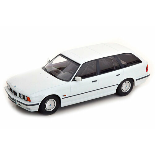 BMW 5ER serie E34 touring 1996 white