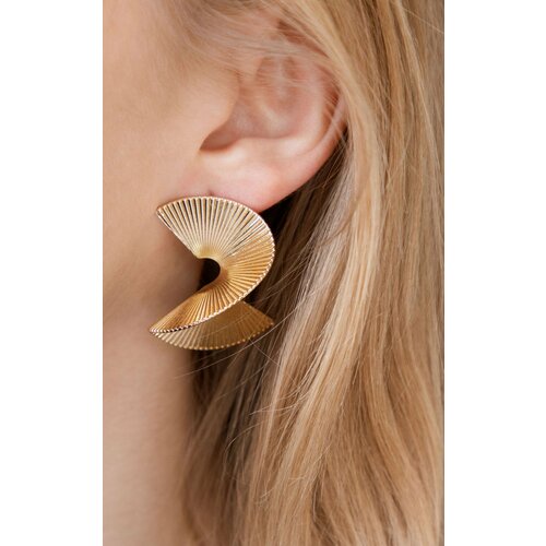 Серьги пусеты Jasmine House золотистый 440₽