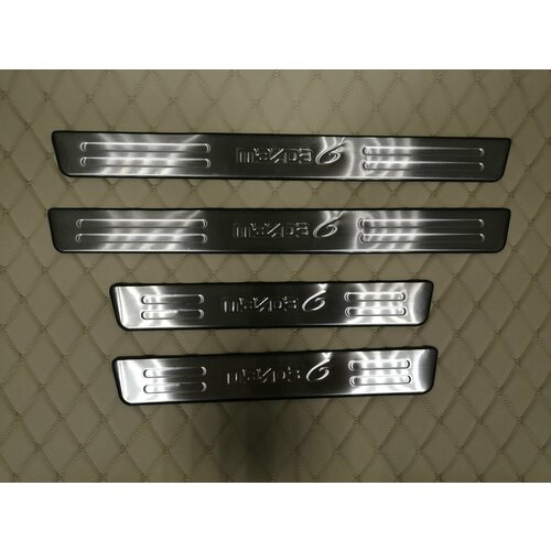 Накладки на пороги Mazda 6 