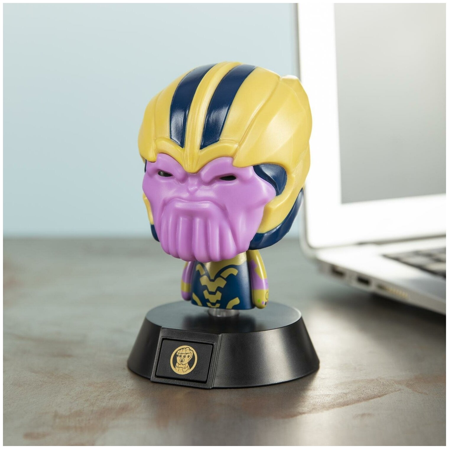 Светильник Paladone Thanos Icon Light BDP (PP6118MAEG) - фотография № 3