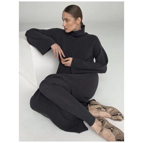 фото Вязаное платье lesyanebo