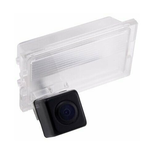 Камера заднего вида для Land Rover Discovery Freelander Range Rover Sport Defender 5900₽