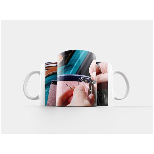 фото Кружка "кожаное ремесло, рука, оборудование" 320 мл lotsprints