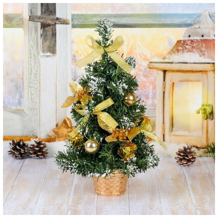 Декоративная елка заснеженная Зимнее волшебство 30 см, золотая, пуансеттия в снегу (819245)