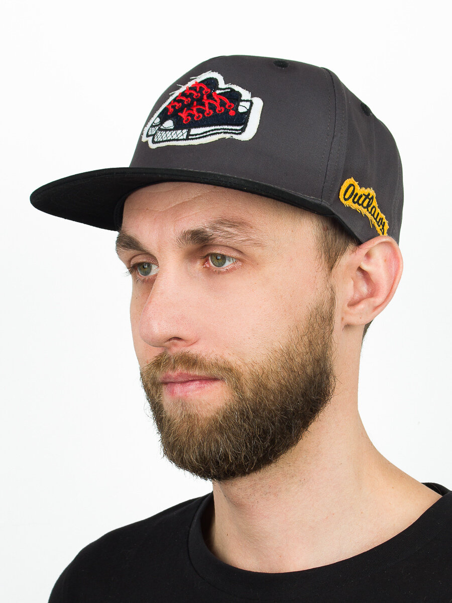 Бейсболка Kamukamu Бейсболка летняя с прямым козырьком Snapback с нашивкой Кеды цвет серый