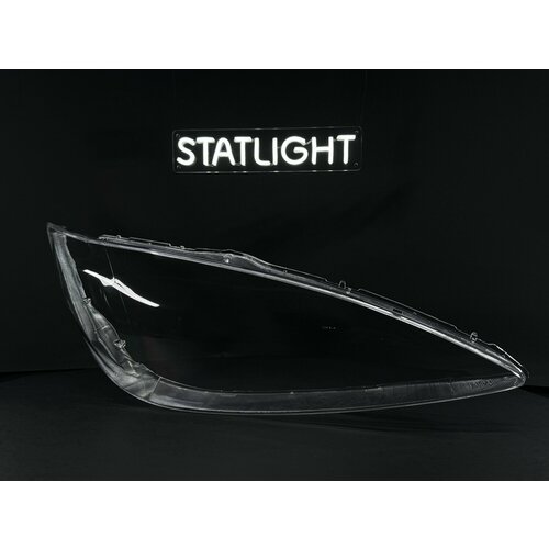 Правое стекло фары Toyota Camry XV30 2001-2004 3736₽