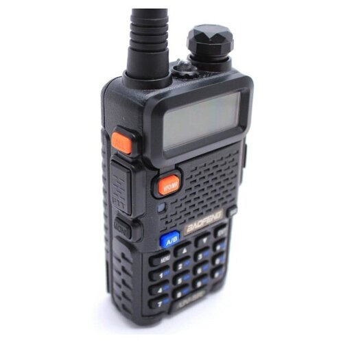 Радиостанция Baofeng UV-5R 8W черная рация для охоты для туризма с FM-модулем 202500₽