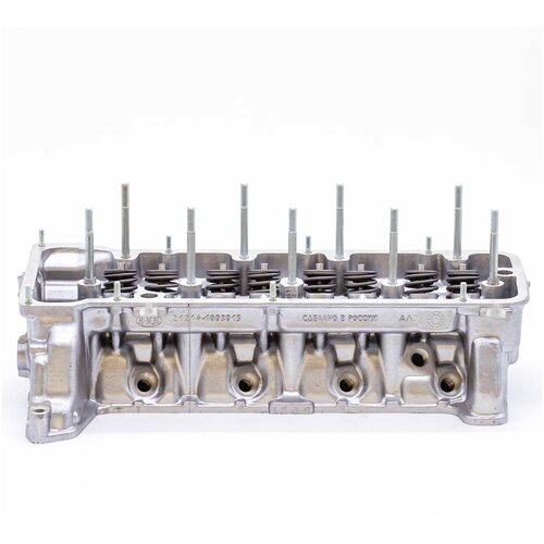 Головка блока цилиндров (ГБЦ) ВАЗ 21214,2123 старого образца без отверстия под датчик, в сборе с клапанами и шпильками