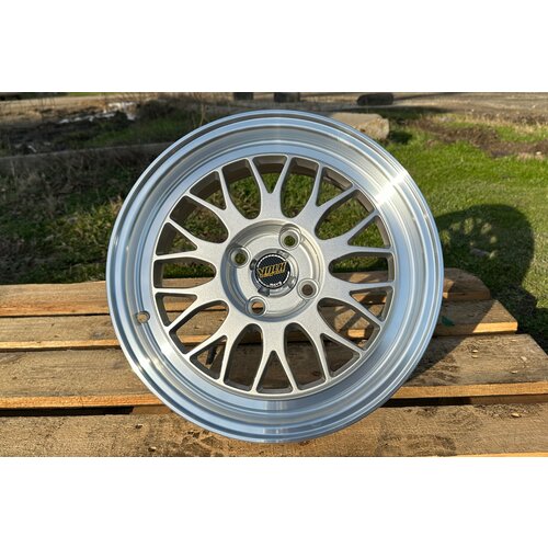 R15 Volk Racing 21A 6.5J ET35 4*100