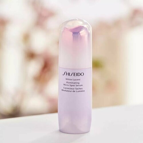 SHISEIDO Осветляющая сыворотка против пигментных пятен WHITE LUCENT осветляющая сыворотка для лица против пигментных пятен 30 мл shiseido white lucent illuminating micro spot serum