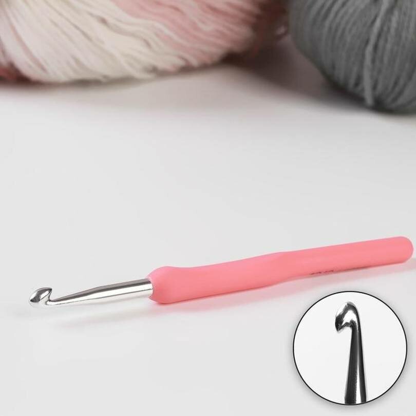 Крючок для вязания с пластиковой ручкой Арт Узор, 6 мм/14 см, сталь, цвет розовый, 1 шт.