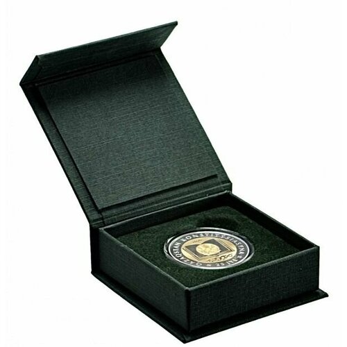 Монета 200 тенге в футляре 25 лет Конституции. Казахстан, 2020 г. в. Proof юбилейный подстаканник 25 лет в футляре