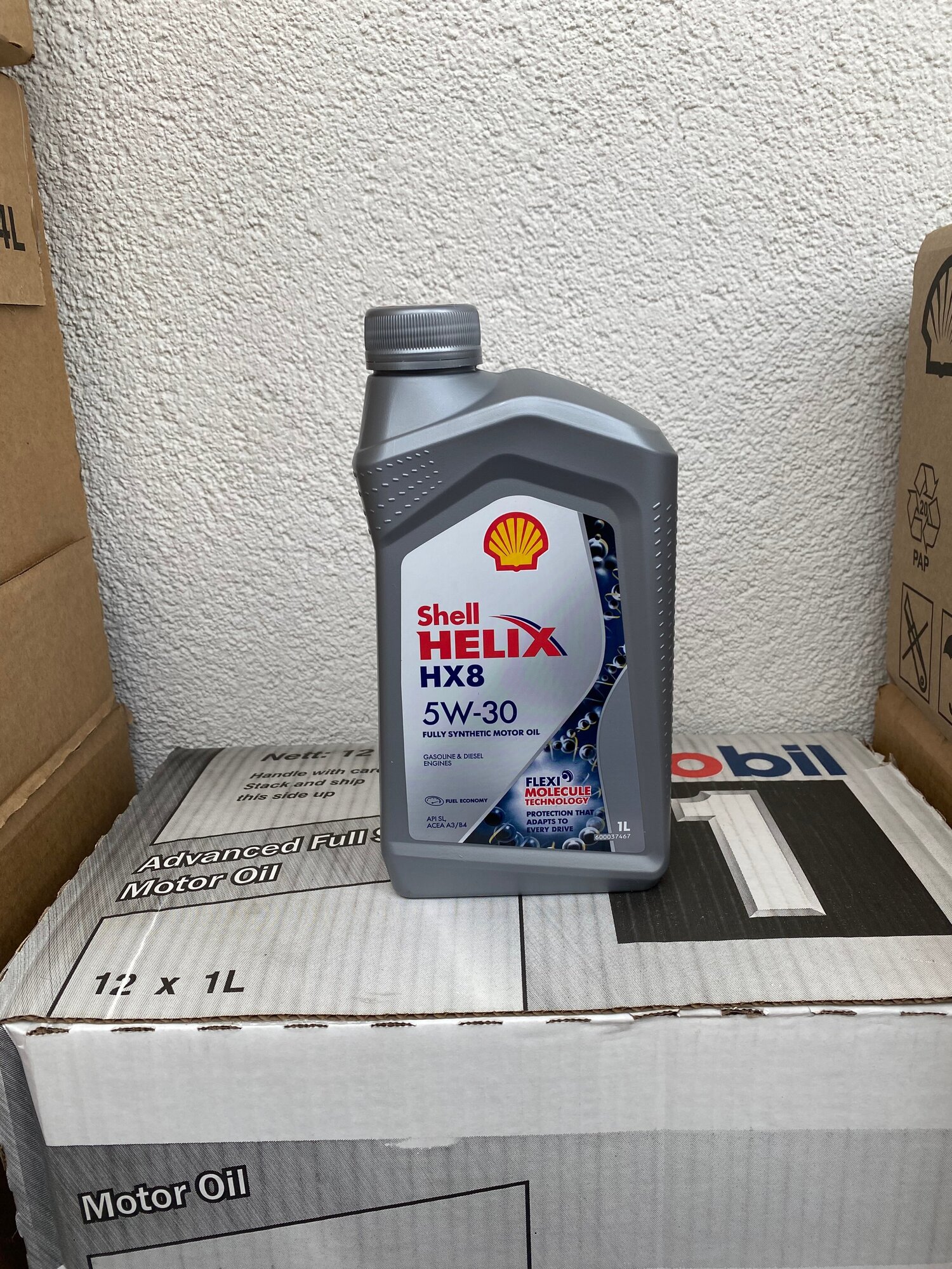 Синтетическое моторное масло SHELL Helix HX8 Synthetic 5W-30