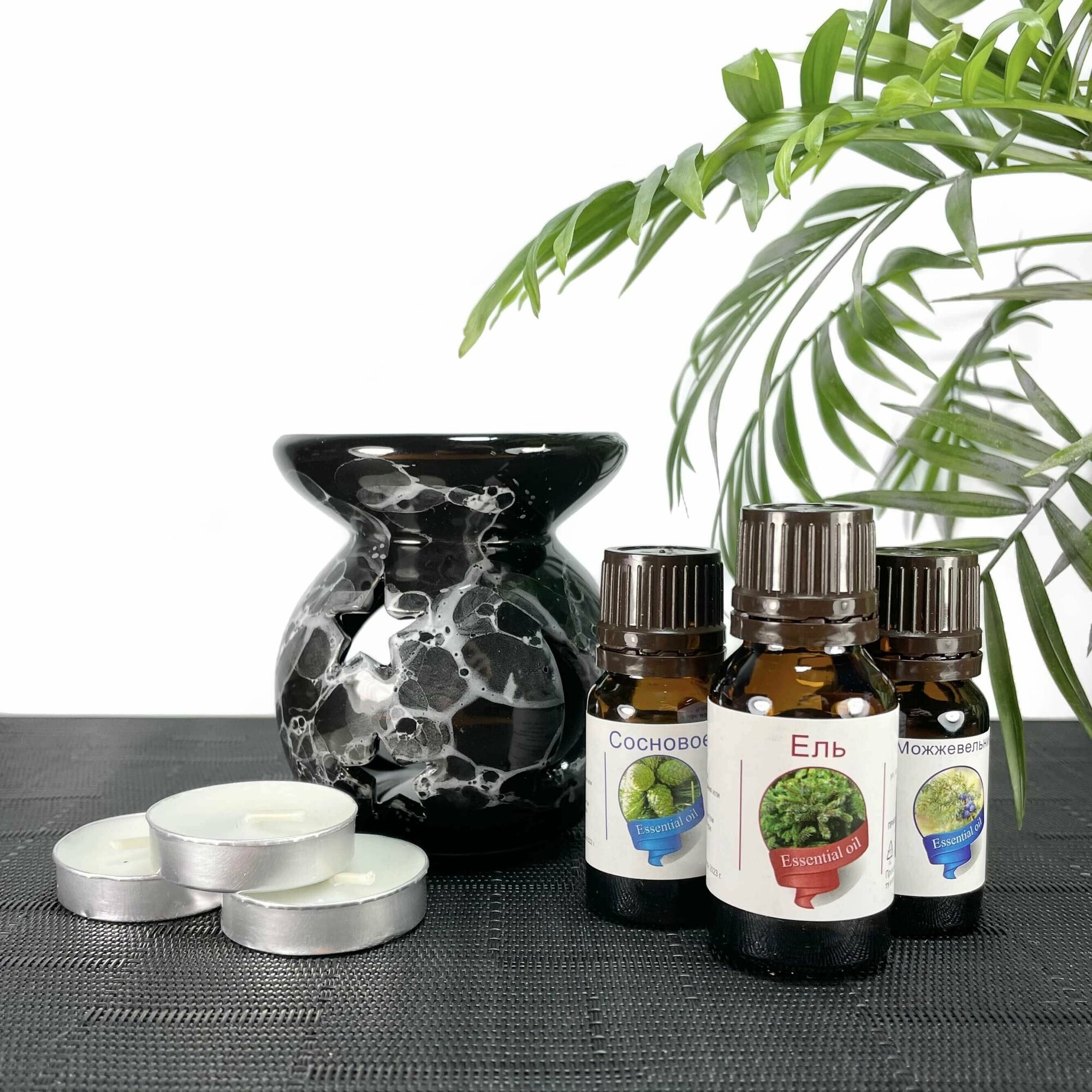 фото Набор ароматерапии для новичка Лесной, аромалампа Ясная ночь, эфирные масла Сибирь намедойл Можжевельник, Ель, Сосна, 10 мл