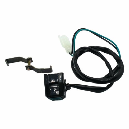 Кнопка включения двигателя квадратная 432₽