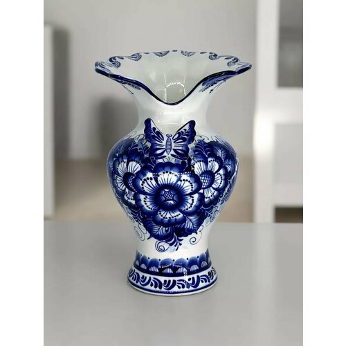 белый, синий, белый