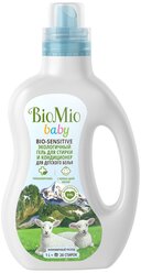 Гель для стирки BioMio Bio-Sensitive Baby Экологичный гель для стирки и кондиционер для детского белья, 1 л, бутылка