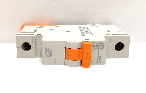 фото Автоматический выключатель 1Р С6А DG41 GE