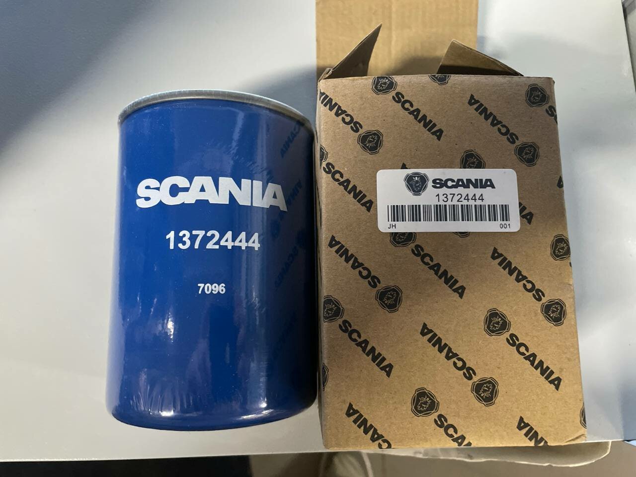 Топливный фильтр Scania 1372444