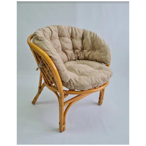 Кресло из натурального ротанга с большой светлой подушкой Багама, цвет мед