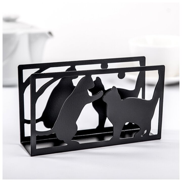 Салфетница Доляна «Кошки», 14×4×8 см, цвет чёрный