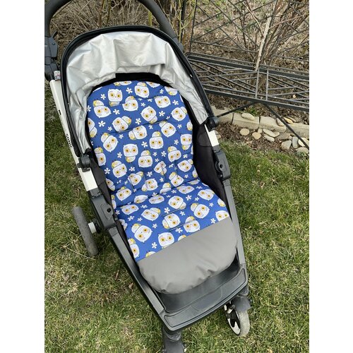 Матрасик в коляску прогулочную двусторонний весенний летний с креплением на колску