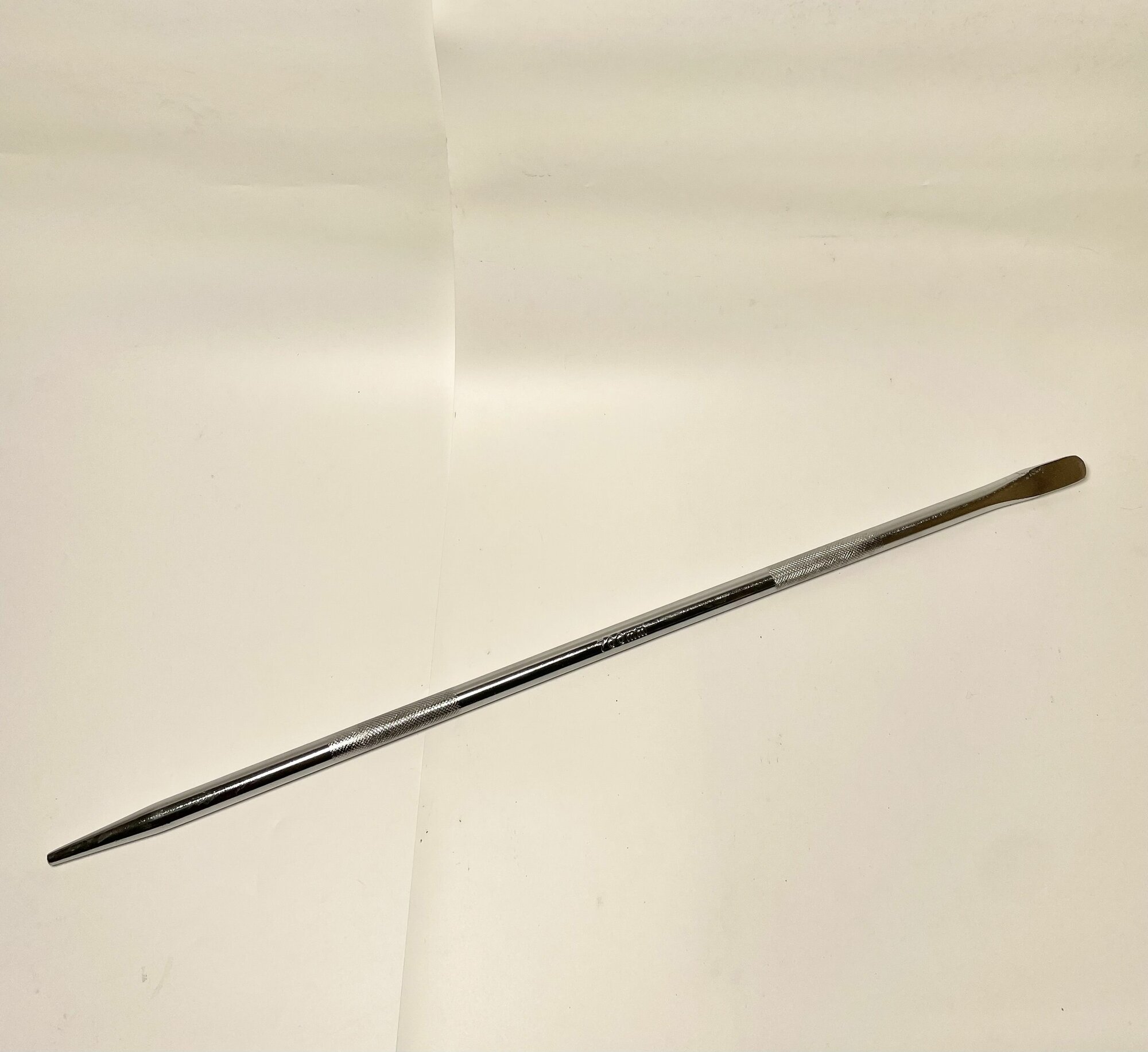 фото Лом монтажный D 18мм, L 700 мм круглый, сталь, 2 рабочих профиля