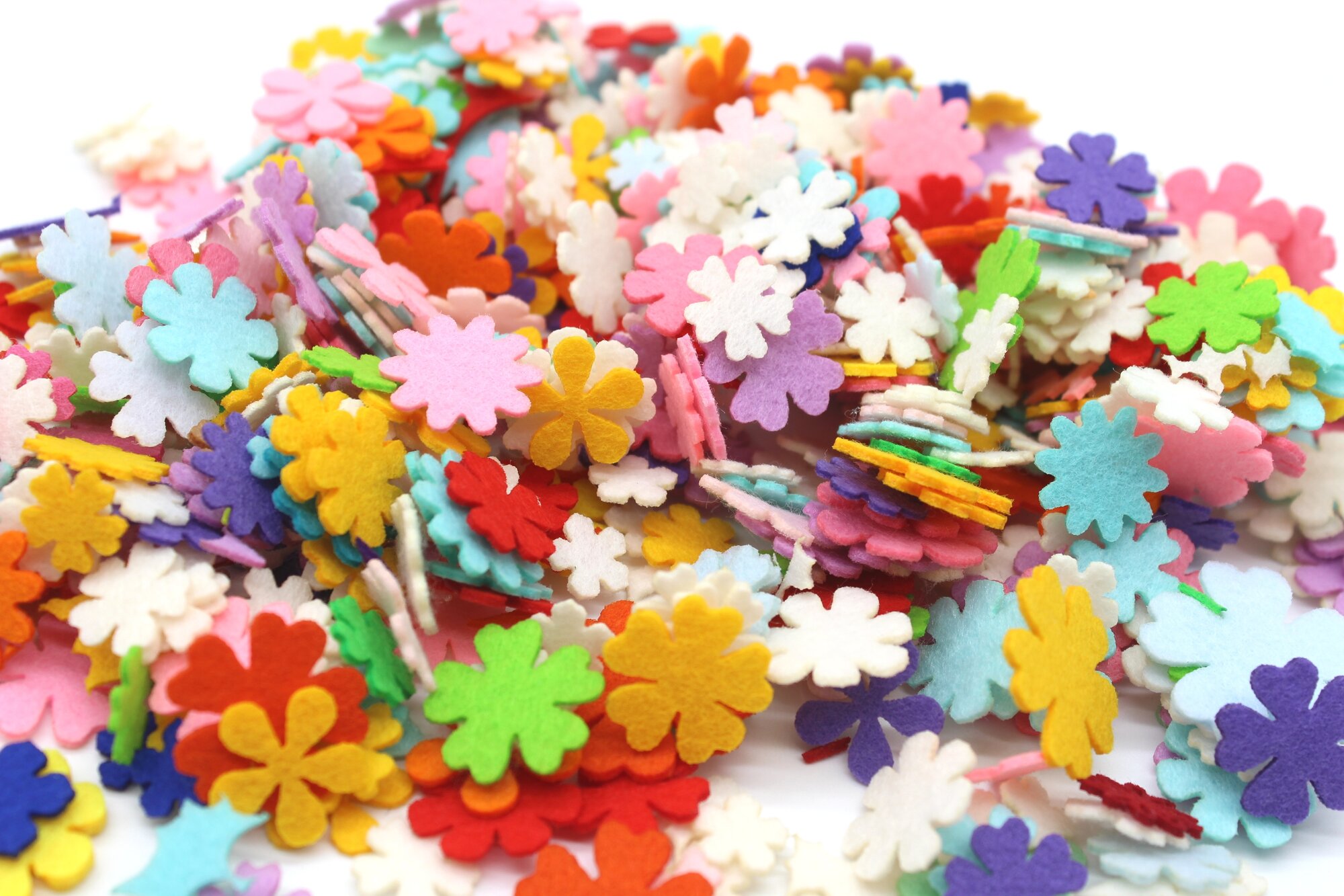 Декоративные цветочки из фетра набор 200 штук Лето