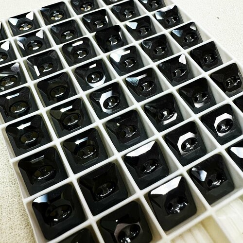 Квадратные Пуговицы Swarovski 10мм 5шт 942₽