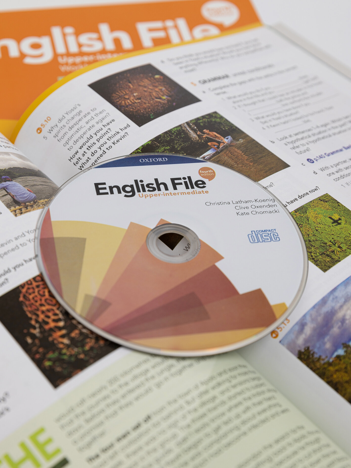 Комплект English File Upper-Intermediate 4-th edition: Student's Book and Workbook (учебник и рабочая тетрадь, 2 книги) + CD-диск. Без кода к онлайн-версии - фото №8