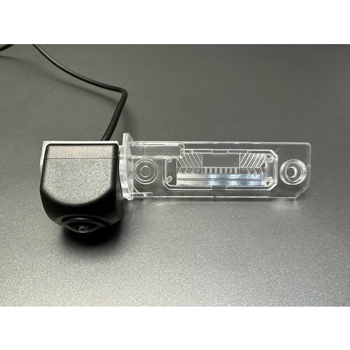 Камера заднего вида для Volkswagen Passat B6 Фольксваген Пассат Б6 седан 2005 - 2010 NaviFly CVBSAHD 1080P широкоугольная 170 градусов FishEye эффект рыбий глаз 2200₽