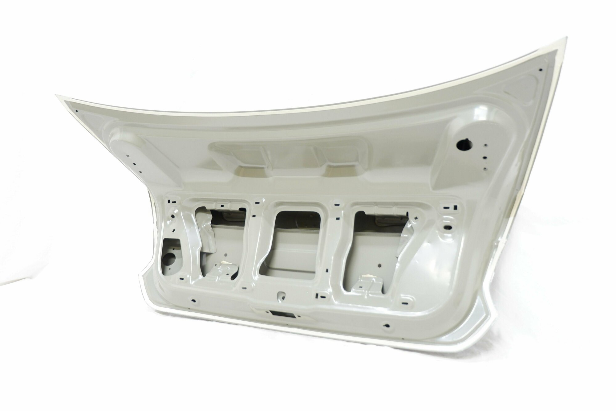 Крышка багажника Volkswagen Polo — фото 3