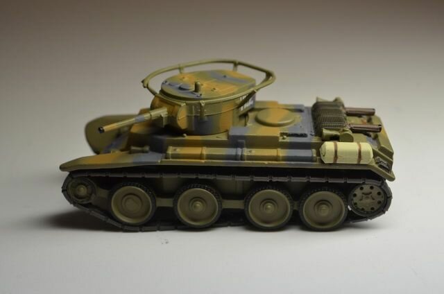 Масштабная модель 1/72, танк БТ-7 — фото 1