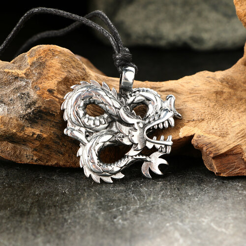 Амулет-брелок тотем Дракон 28 металлический 1шт 709₽