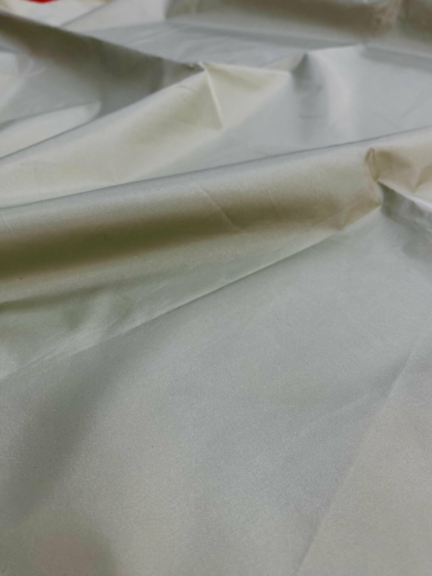 Плащевая курточная ткань дюспо на отрез, цвет зеленый, ширина 1,5 м, при заказе более 1м Вы получите единый отрез
