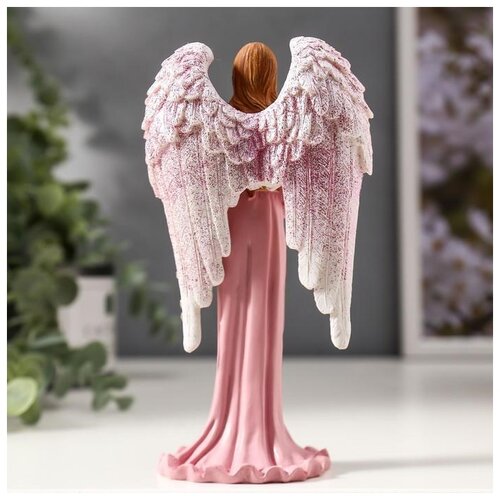 фото Сувенир полистоун "девушка ангел-хранитель в розовом платье - молитва" 16х8х5 см керамика ручной работы