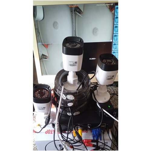 Онлайн готовый Комплект видеонаблюдения уличный на 3 камеры 1080P 2мп 28мм 2000000₽