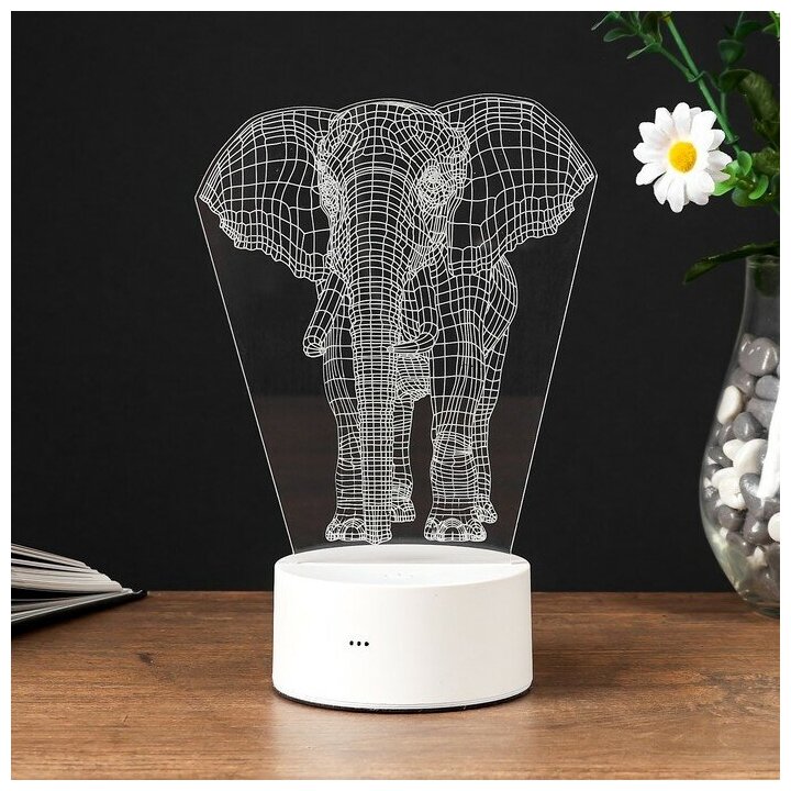 Светильник "Слон" LED белый от сети 9,5х12,5х19см - фотография № 1