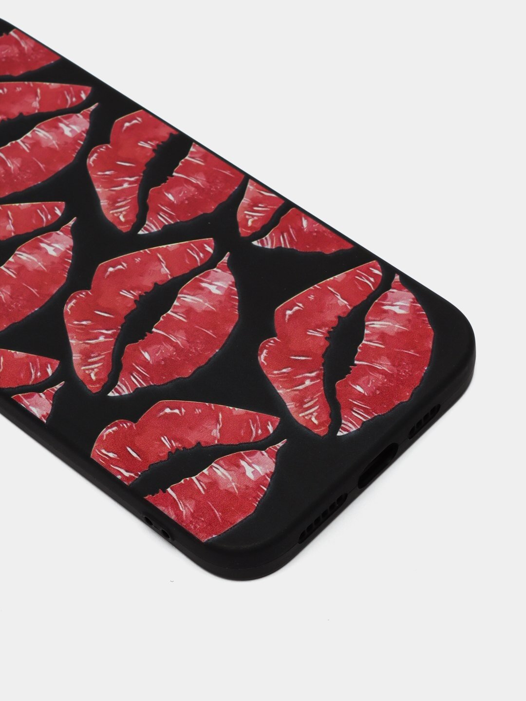 Силиконовый чехол с поцелуями для iPhone 12 — стильная защита вашего телефона — фото 1