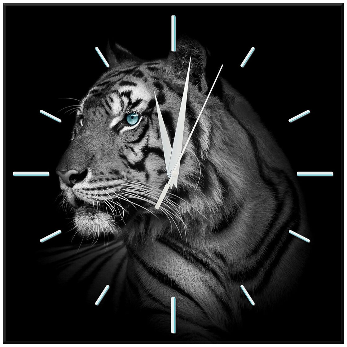 Часы стеклянные тигр