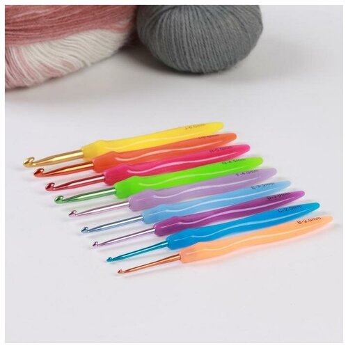 Набор крючков для вязания, d = 2-6 мм, 17 см, 9 шт, цвет разноцветный. В наборе 1шт.