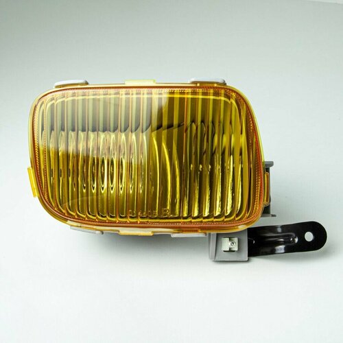 Туманка TOYOTA DYNA с 2000 г желтая, правая, OOTOKO