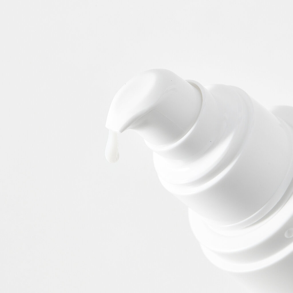 Изображение Эмульсия для сияния кожи RNW DER. BLANC Shining Emulsion, 120 мл.