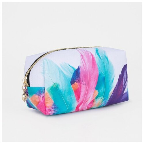 фото Косметичка на молнии, цвет белый dreammart