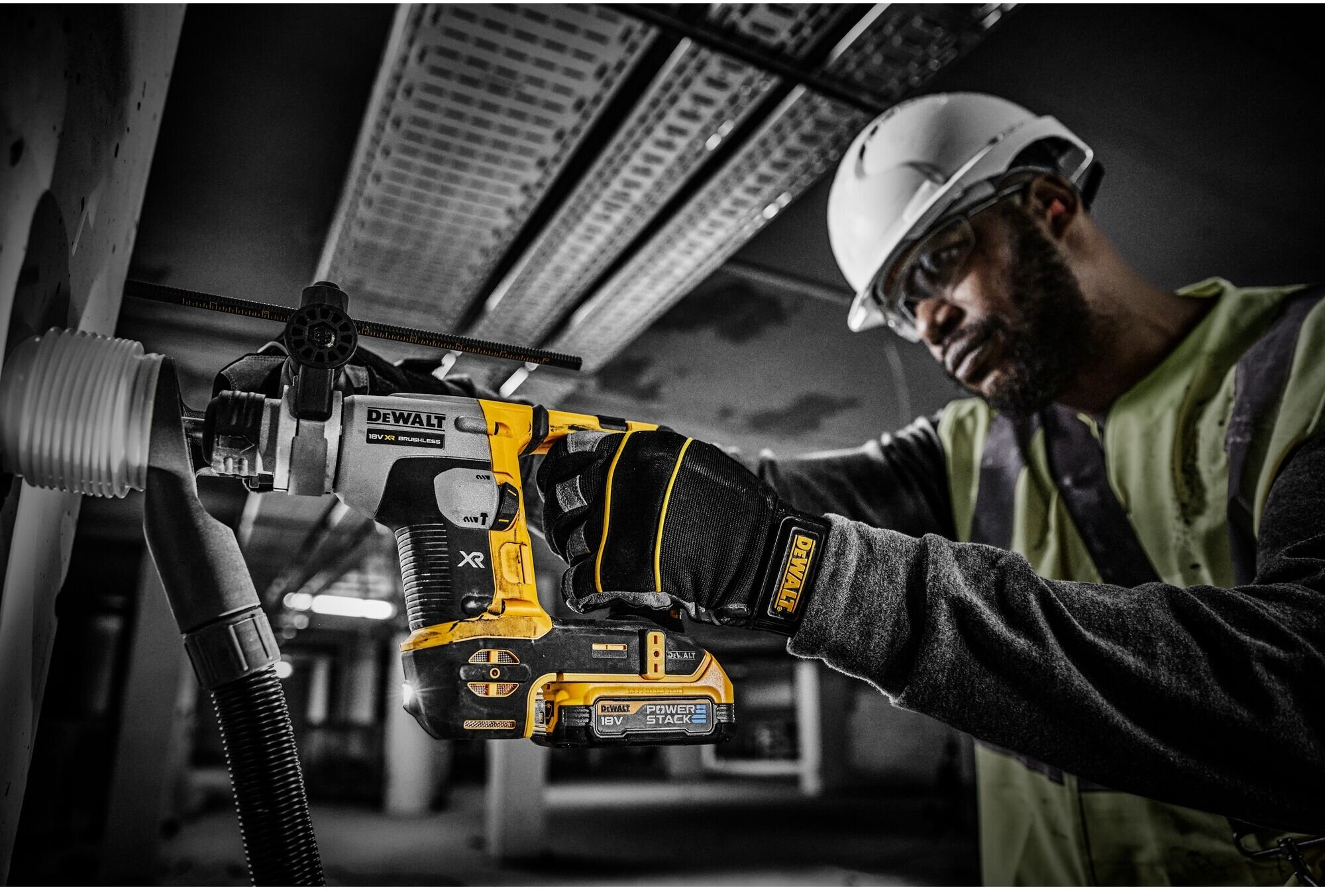 Аккумулятор DEWALT DCBP034 Powerstack, 18В, 1.7 Ач - фотография № 9