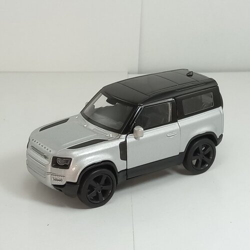 Металлическая машинка 1:34-1:39 LAND ROVER 2020г, серебро 43801D Welly welly 42382 модель машины 1 34 39 gaz 13 чайка