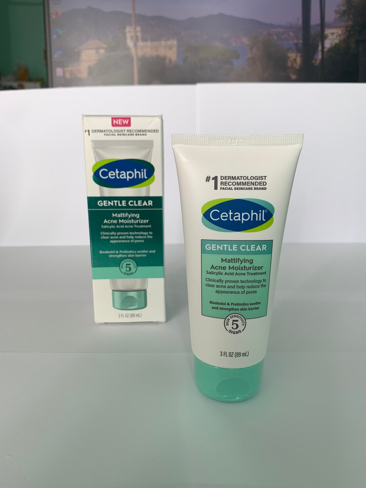 Cetaphil / Матирующее увлажняющее средство от прыщей