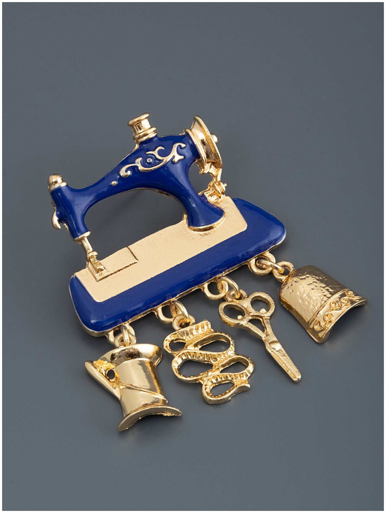 Брошь ЖемАрт, эмаль, синий, золотой — фото 1